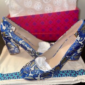 Tory Burch — Elizabeth Printed Round-Toe Pump